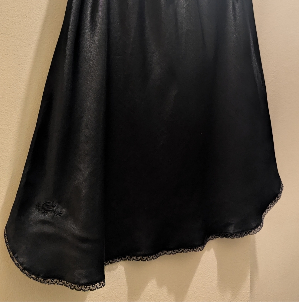 Olga Vintage Black Satin Half Slip w/ Lace Trim Hem- L - Picture 4 of 11